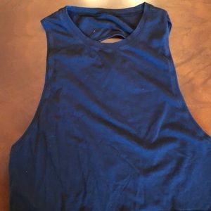 Lululemon Black crop top size 8